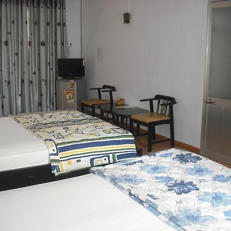 Nha Trang Inn Room photo